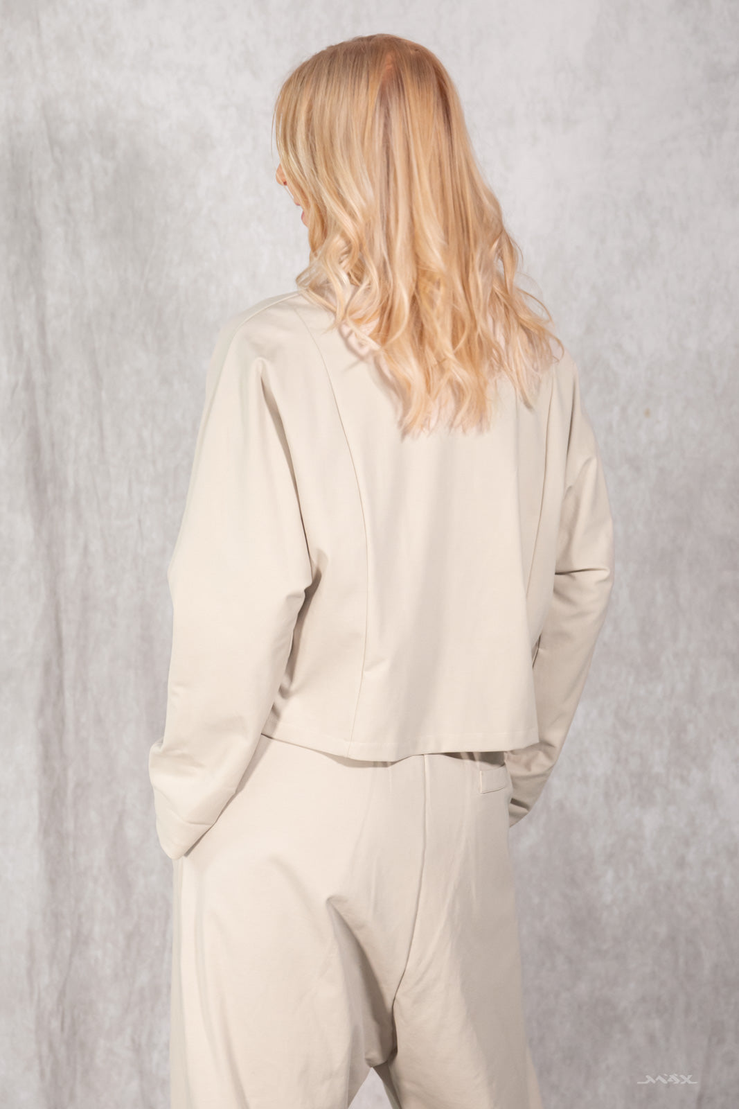 Veste zippée avec poche noir - taille unique (36-40)