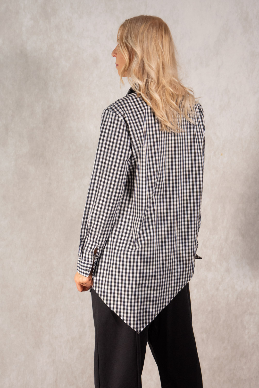 Asymmetrische Bluse schwarz-weiß kariert Gr. Onesize (38-44)