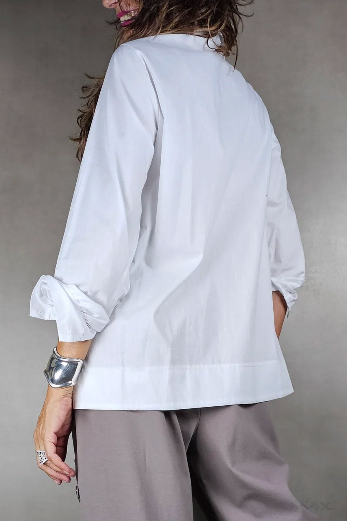 Asymmetrische Longbluse mit aufgesetzter Tasche Gr. Onesize (38-42)