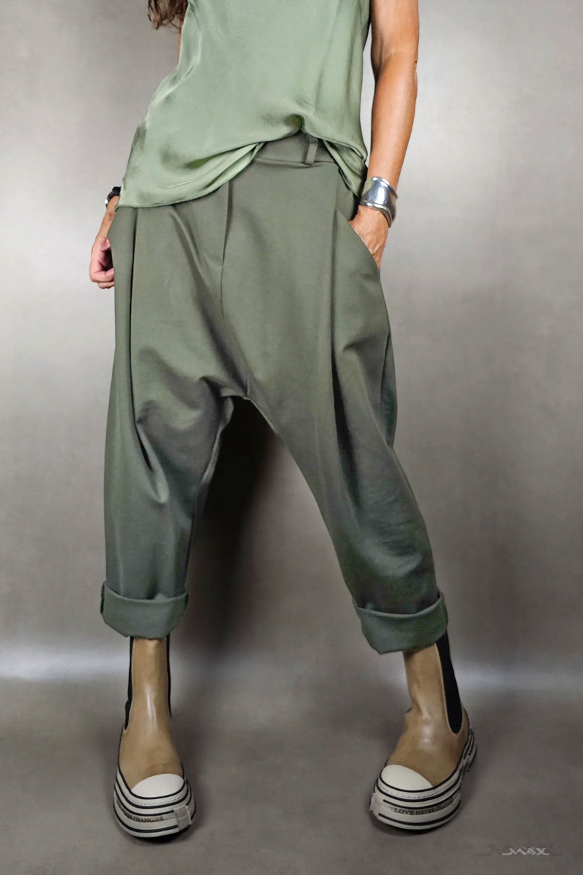 Baggyhose olive Gr. Onesize (36-42)