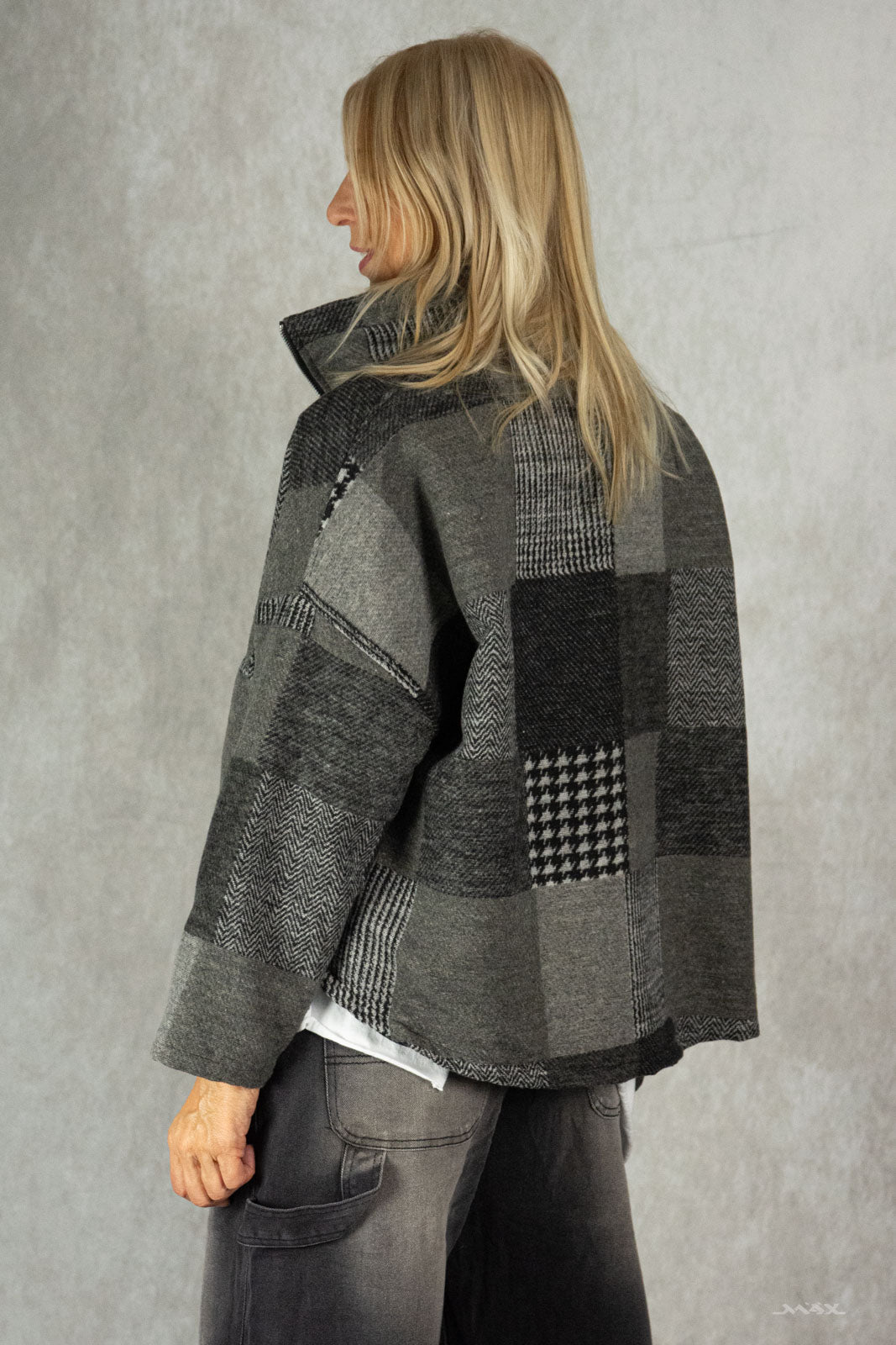 Zipper-Jacke grau mit Muster-Mix Gr. Onesize (38-44)