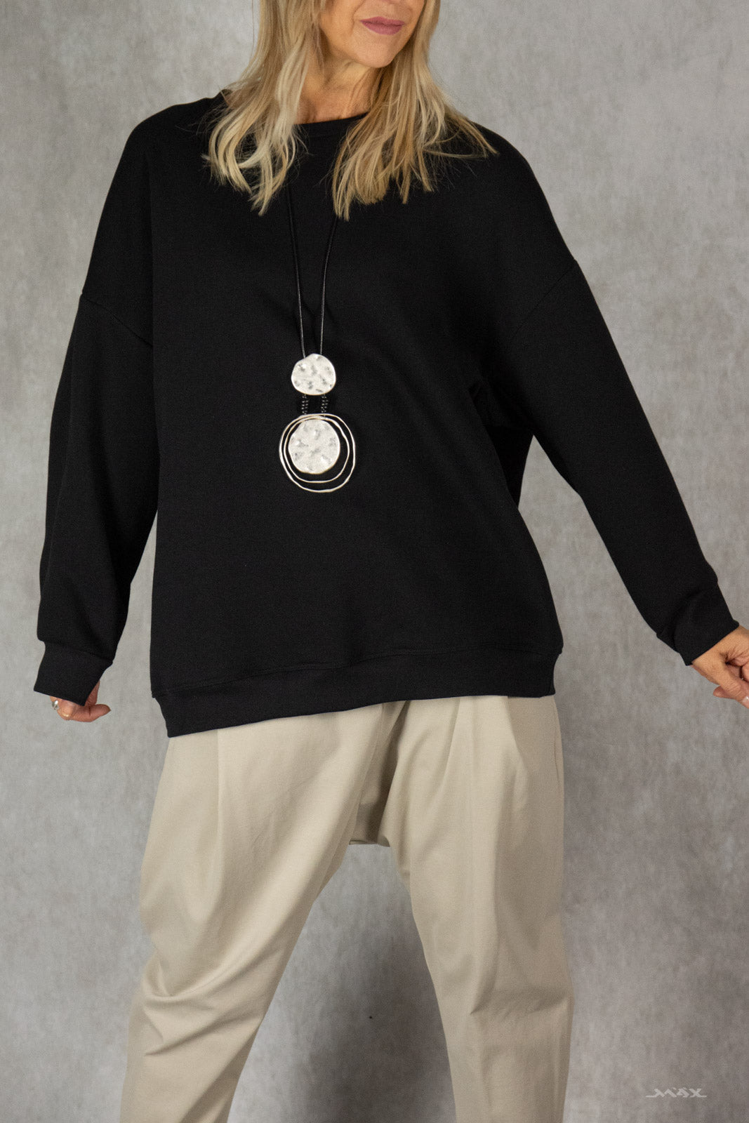 Oversize Sweater schwarz Gr. Onesize (38-46)