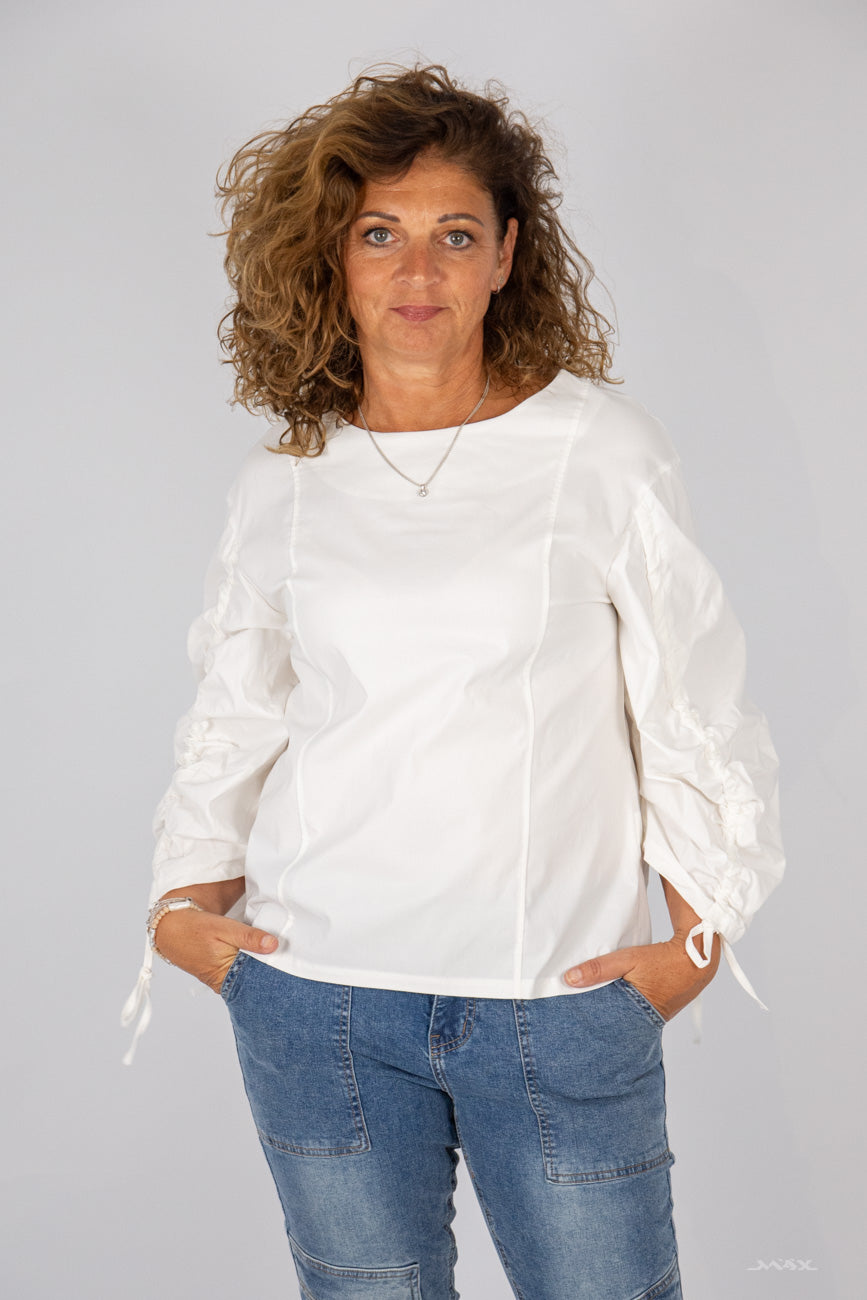 Bluse offwhite mit gerafftem Arm