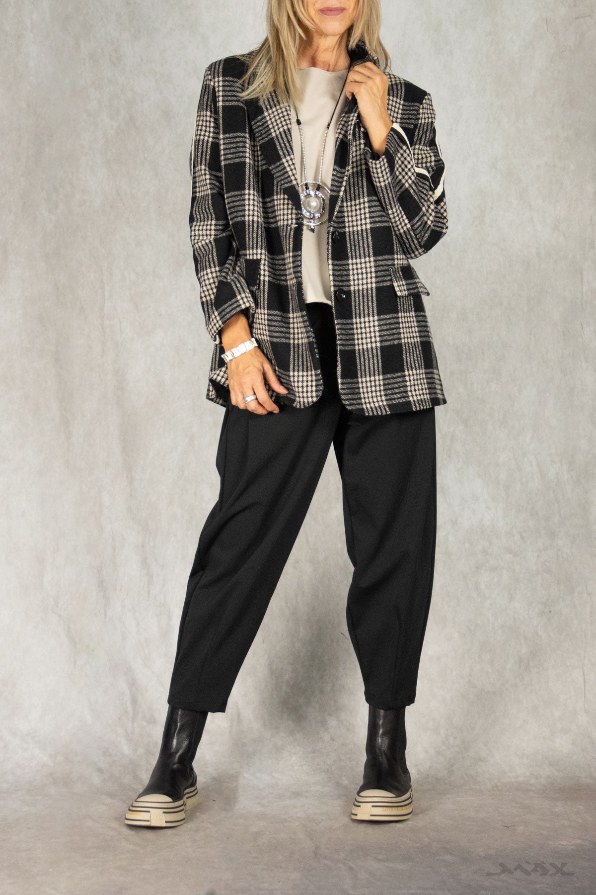 Hemdjacke mit Seitenstreifen schwarz-creme Gr. Onesize (38-42)