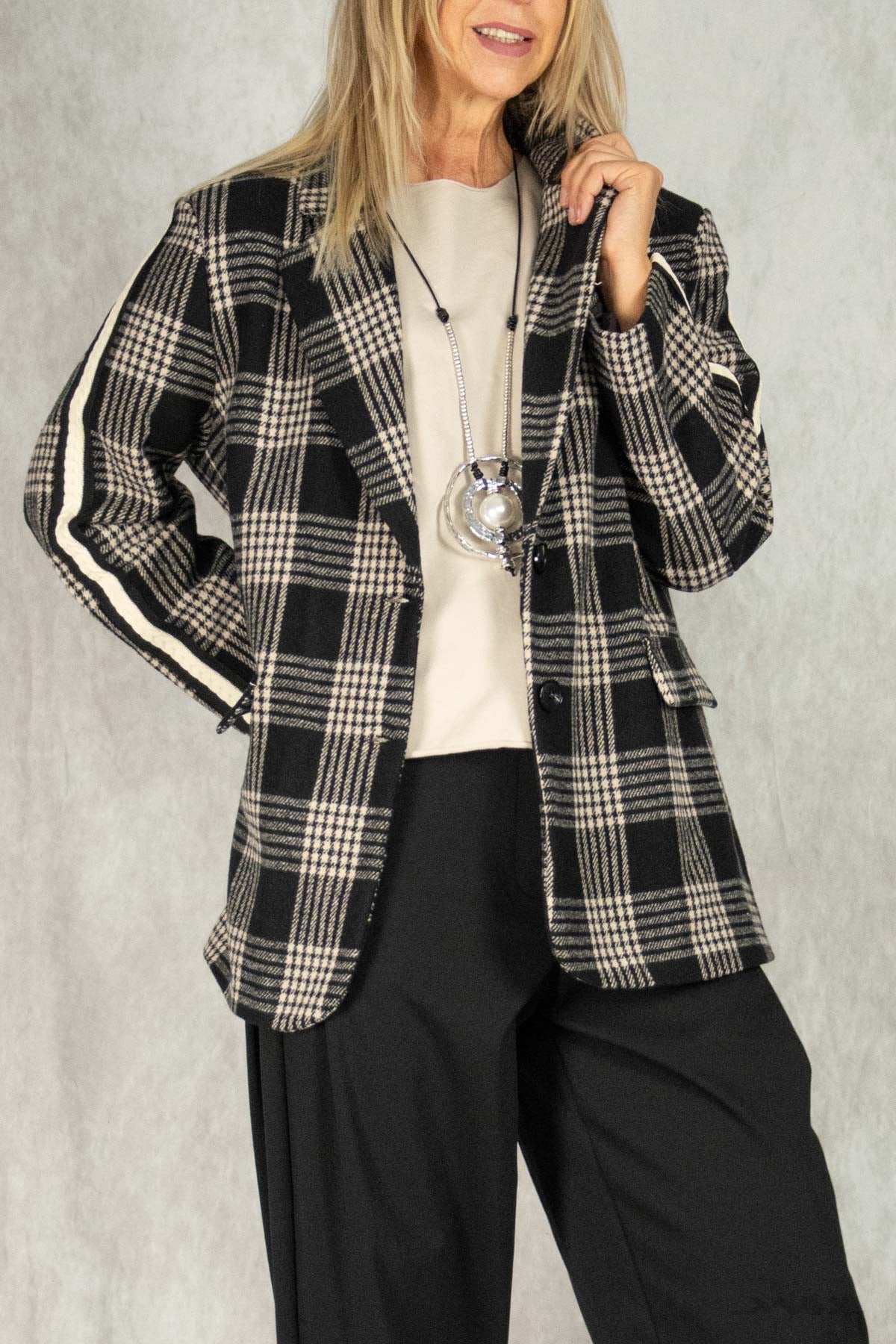 Hemdjacke mit Seitenstreifen schwarz-creme Gr. Onesize (38-42)