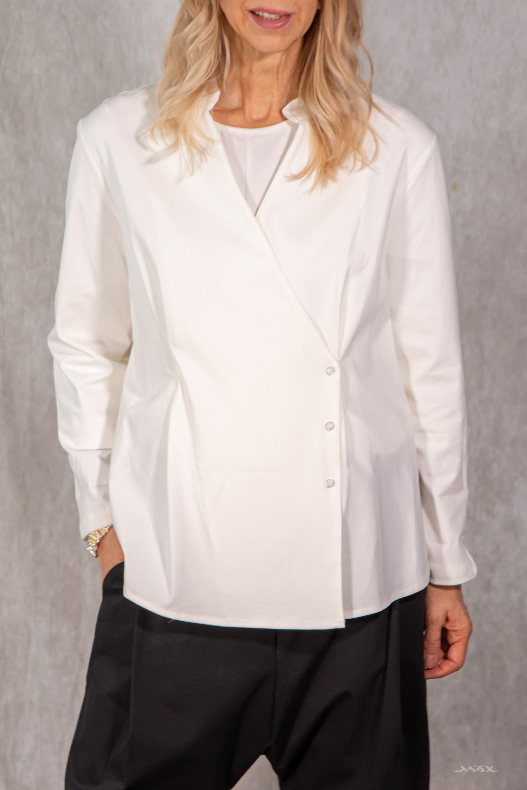 Blazer-Jacke mit asymmetrischer Knopfleiste Gr. onesize (38-42)