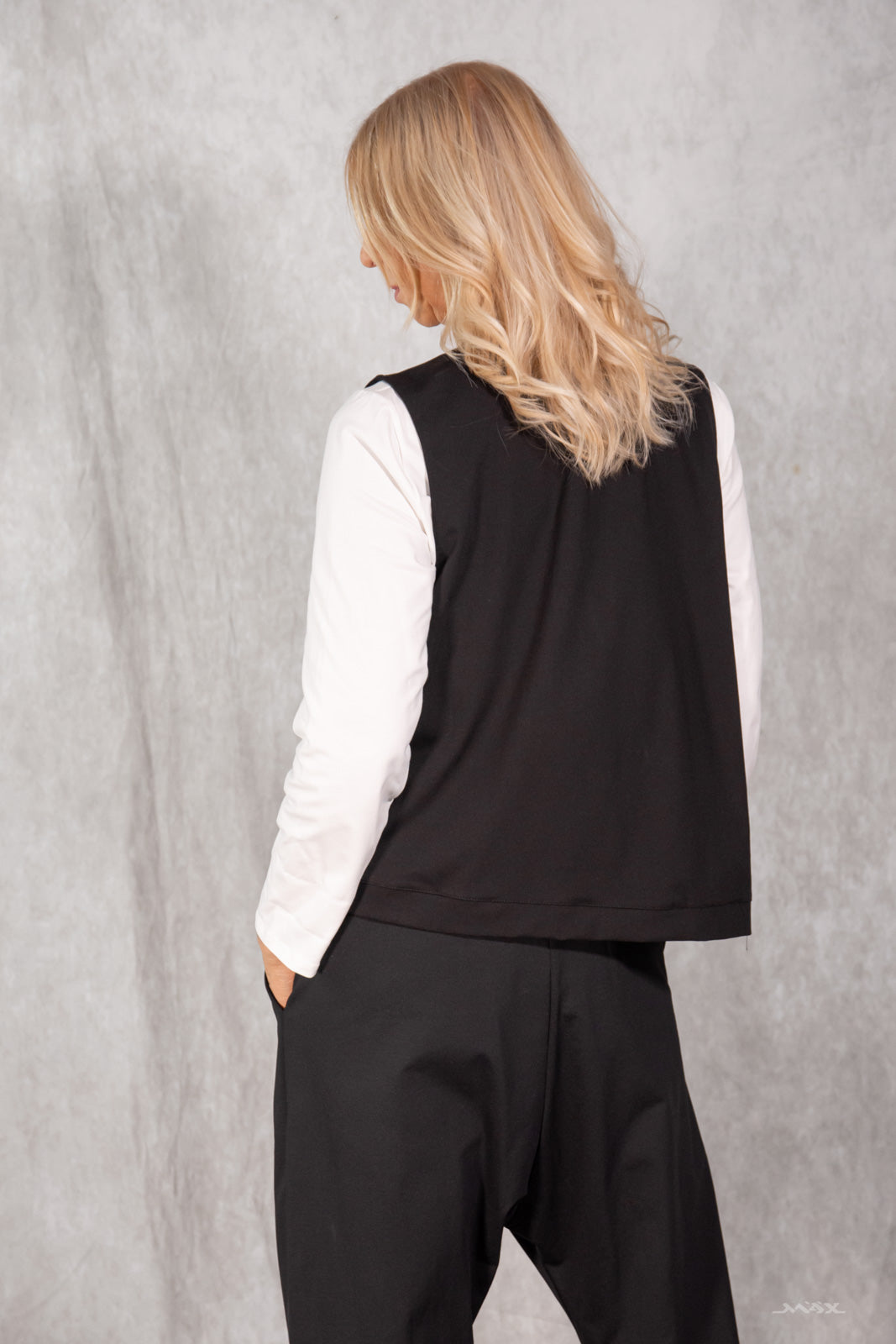 Asymmetrische gilet met gelaagde snit zwart - onesize (38-42)