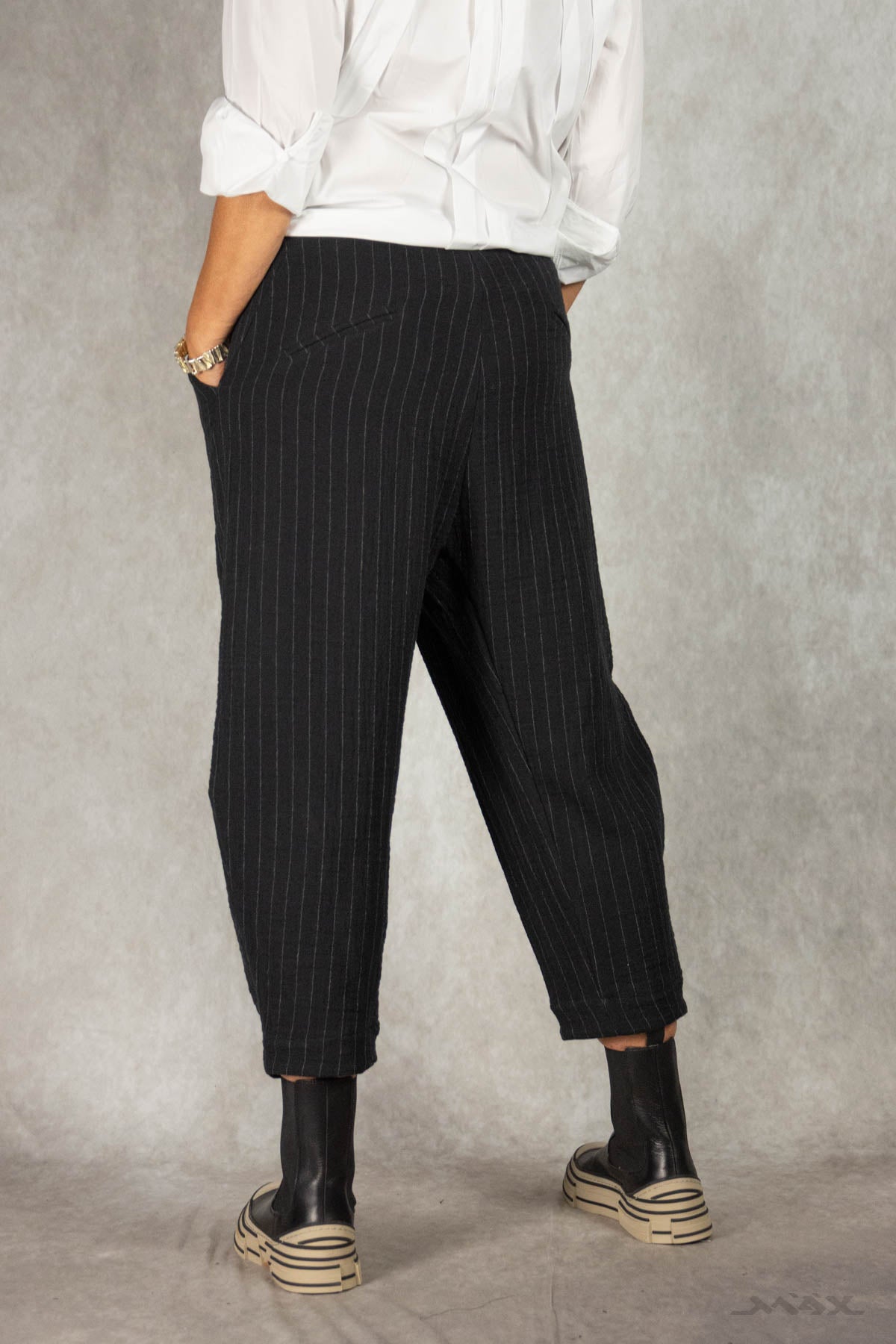 Zwarte krijtstreepbroek met decoratieve naad, maat one size (36-40)