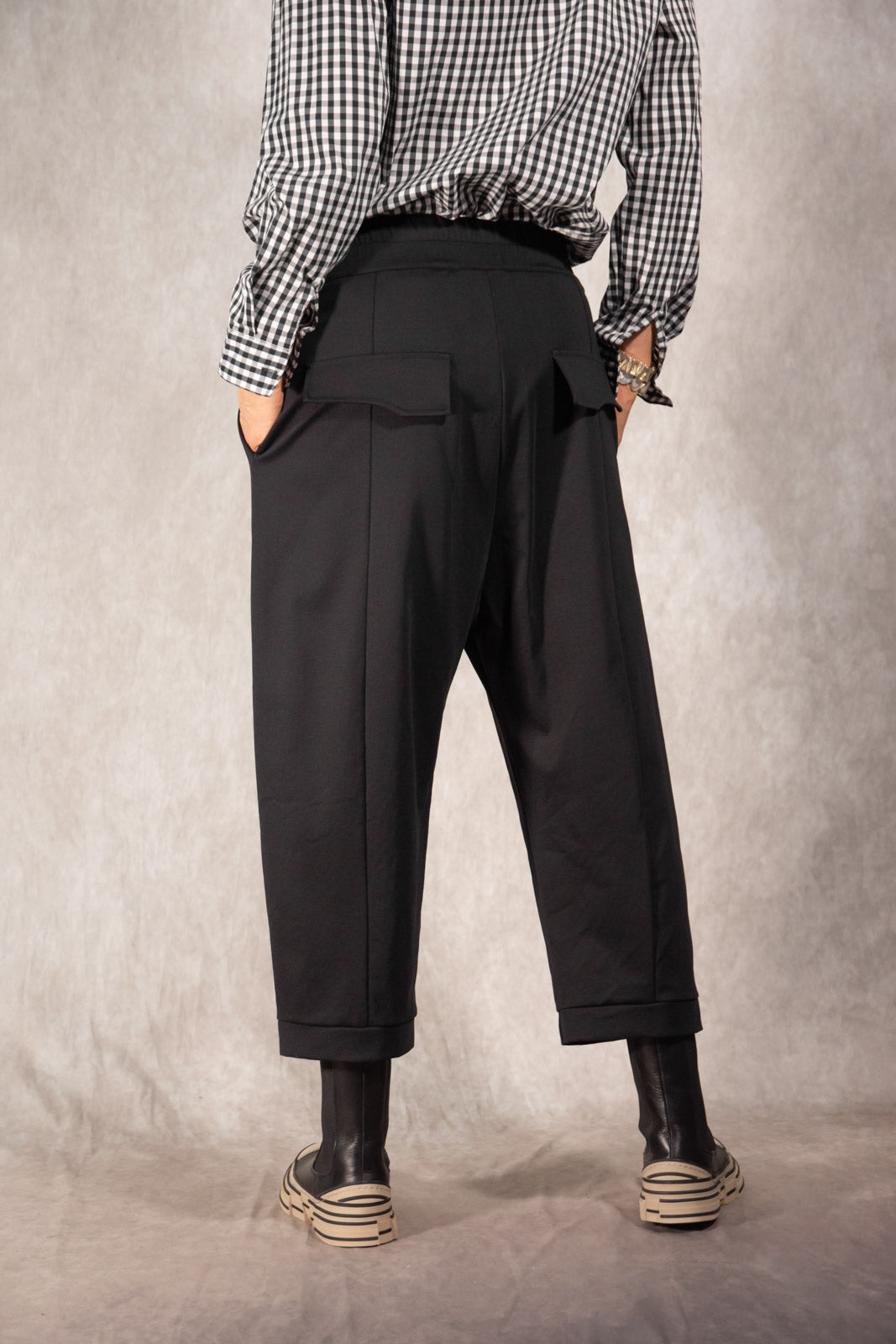 Haremshose mit Bundfalten und Knopfleiste Gr. Onesize (36-40)