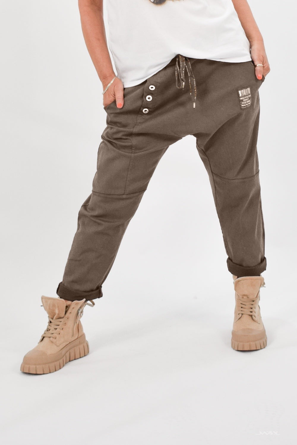 Haremshose taupe aus stretchigem Jeans-Stoff