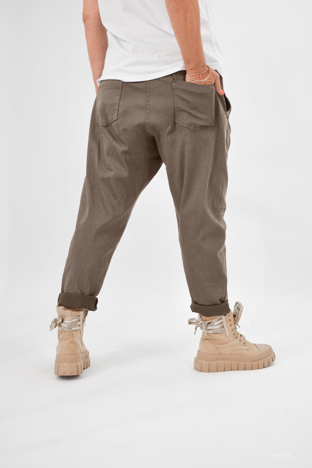 Haremshose taupe aus stretchigem Jeans-Stoff