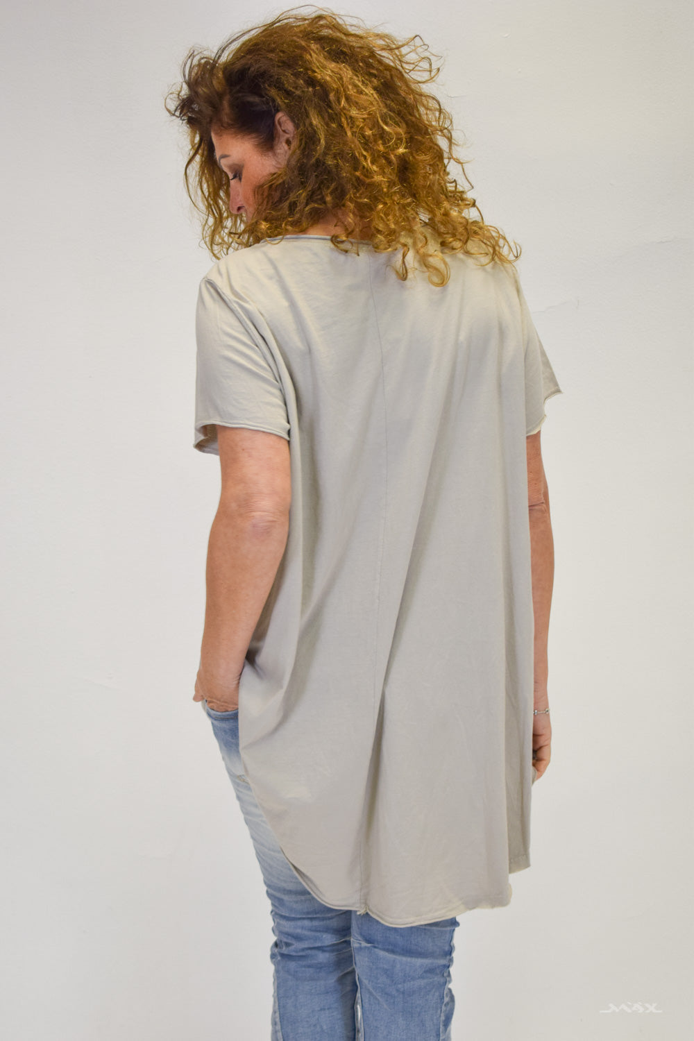 Oversized Kurzarm-Vokuhila Shirt beige aus Baumwolle