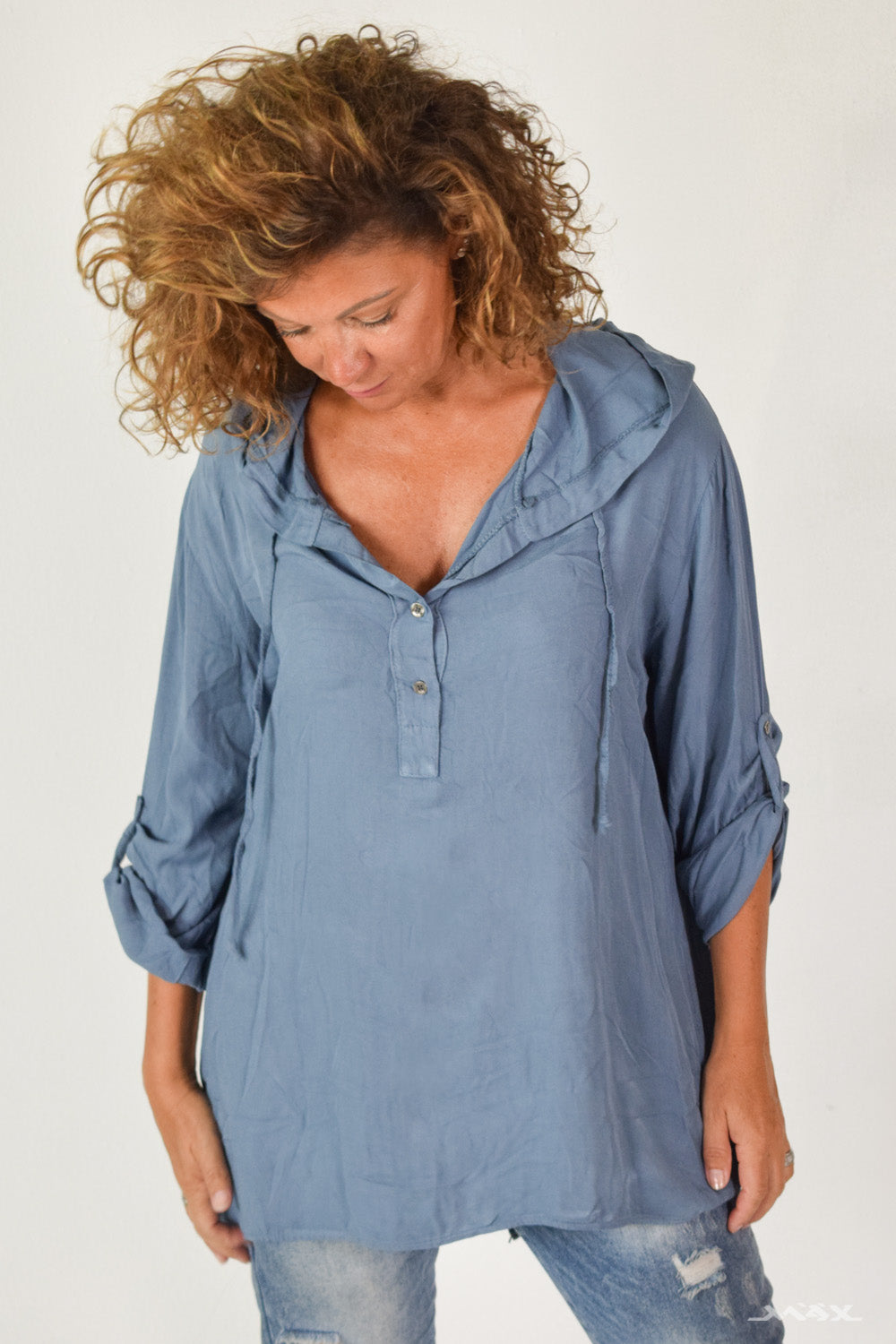 blouse met capuchon in blauw